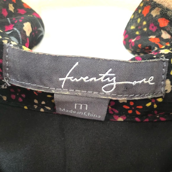 Forever 21 Ruffle Front Dress - Picture 5 of 8